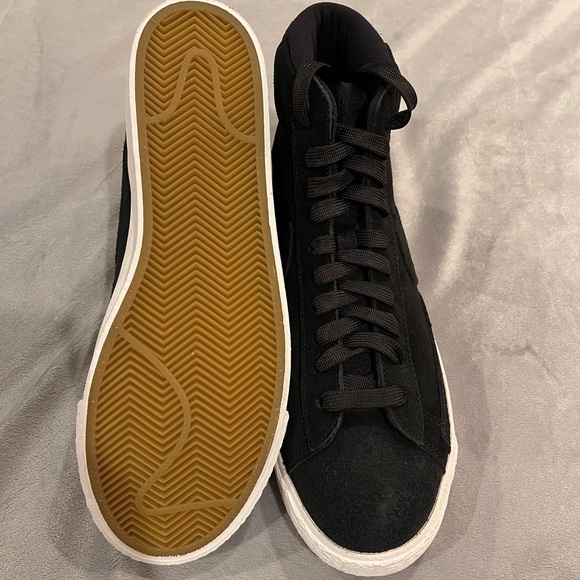 Nike Blazer Mid - Picture 4 of 11